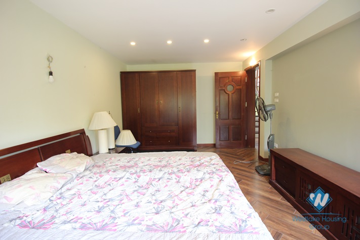 A huge 5  bedroom villa with indoor swimming pool for rent in Vuon Dao